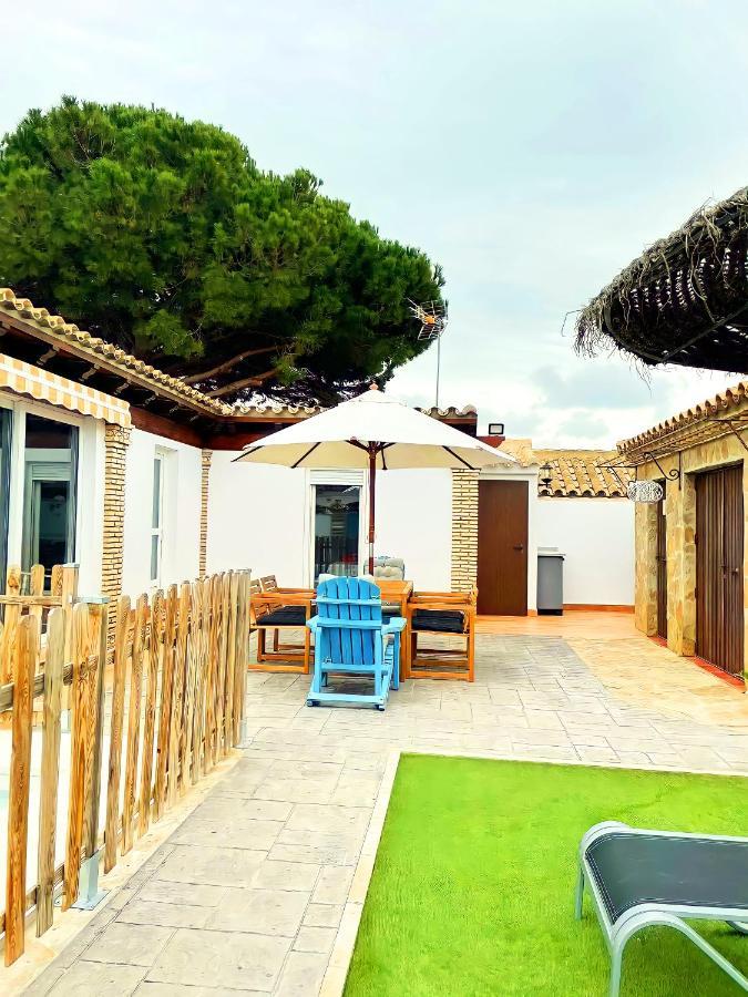 Chalet con piscina privada y barbacoa Villa Chiclana de la Frontera Exterior foto